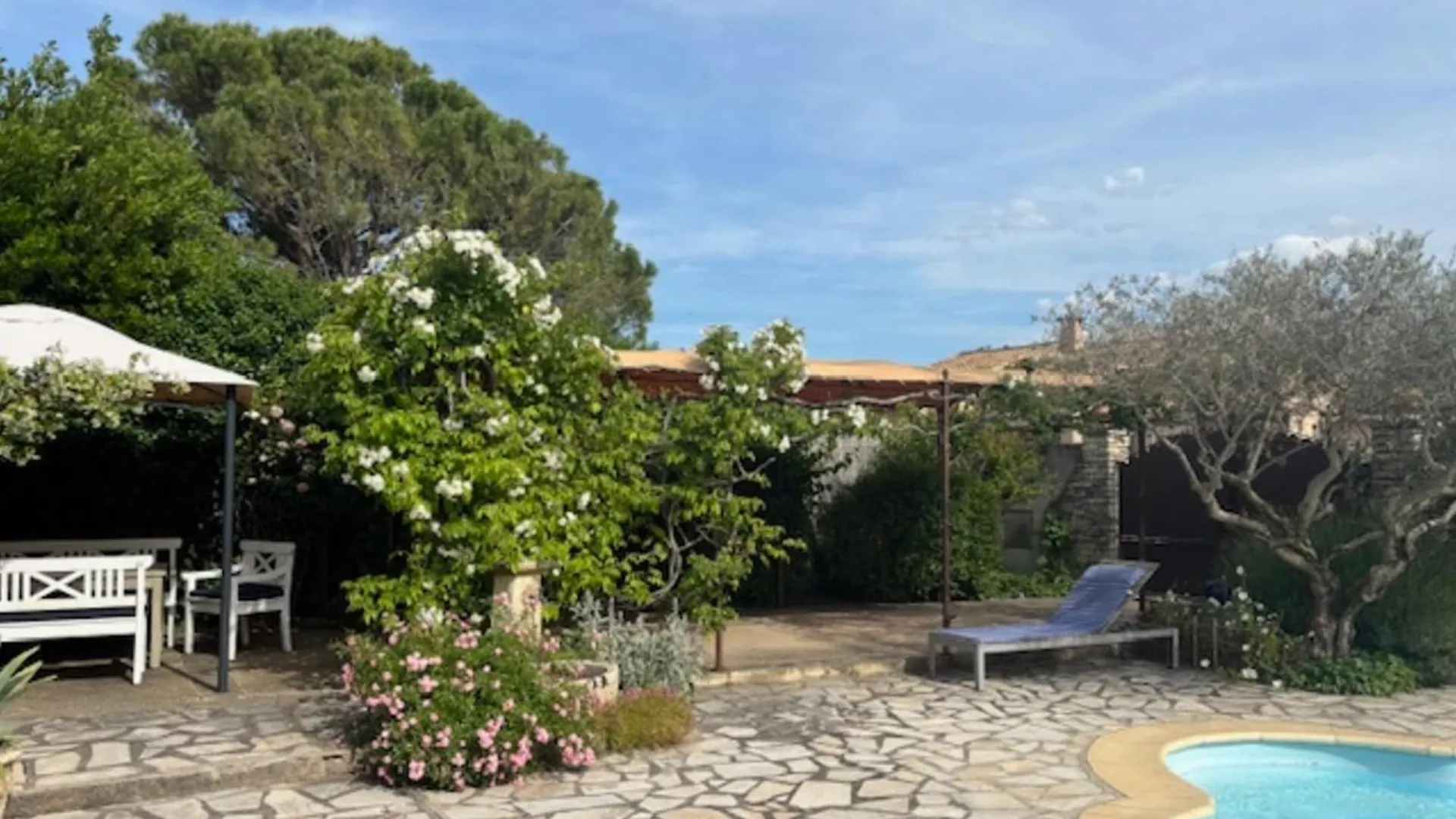 La Maison Rose L'Isle-sur-la-Sorgue