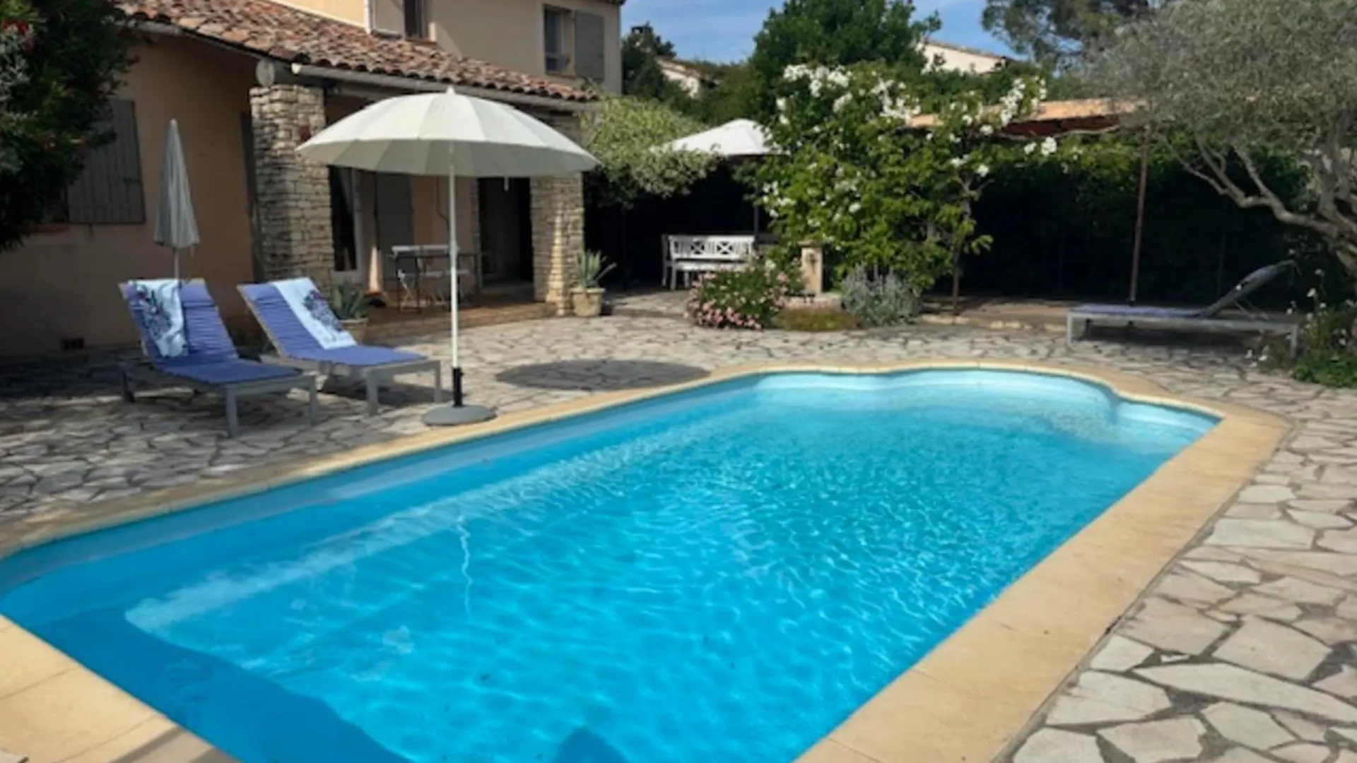 La Maison Rose L'Isle-sur-la-Sorgue Holiday home